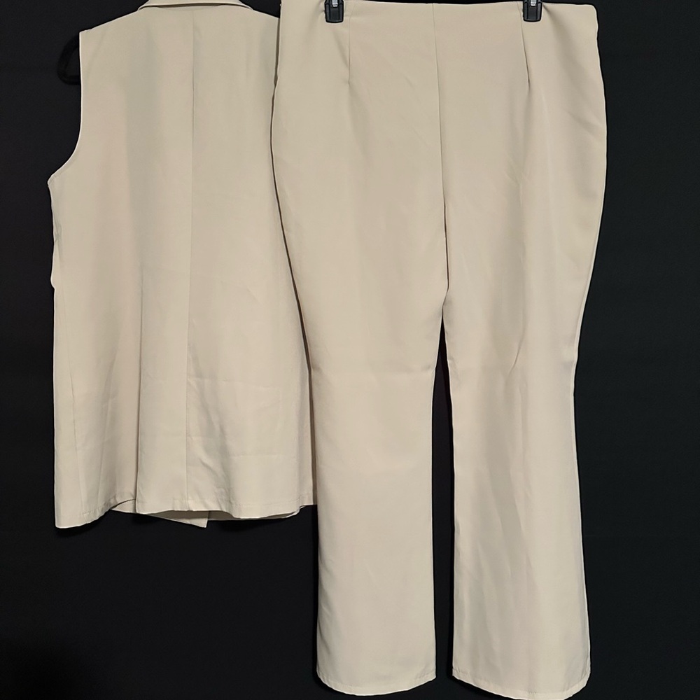 🏷️Boohoo Women’s 2-Piece Set - Vest 14/Pant 16 NWT - Picture 3 of 7